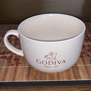 Coastal cocktails Large Godiva mug